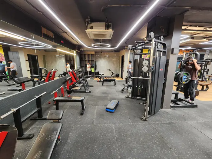 Functional trainer and benches